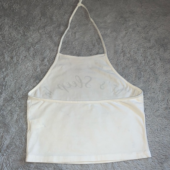 Cute graphic halter top - Picture 4 of 4